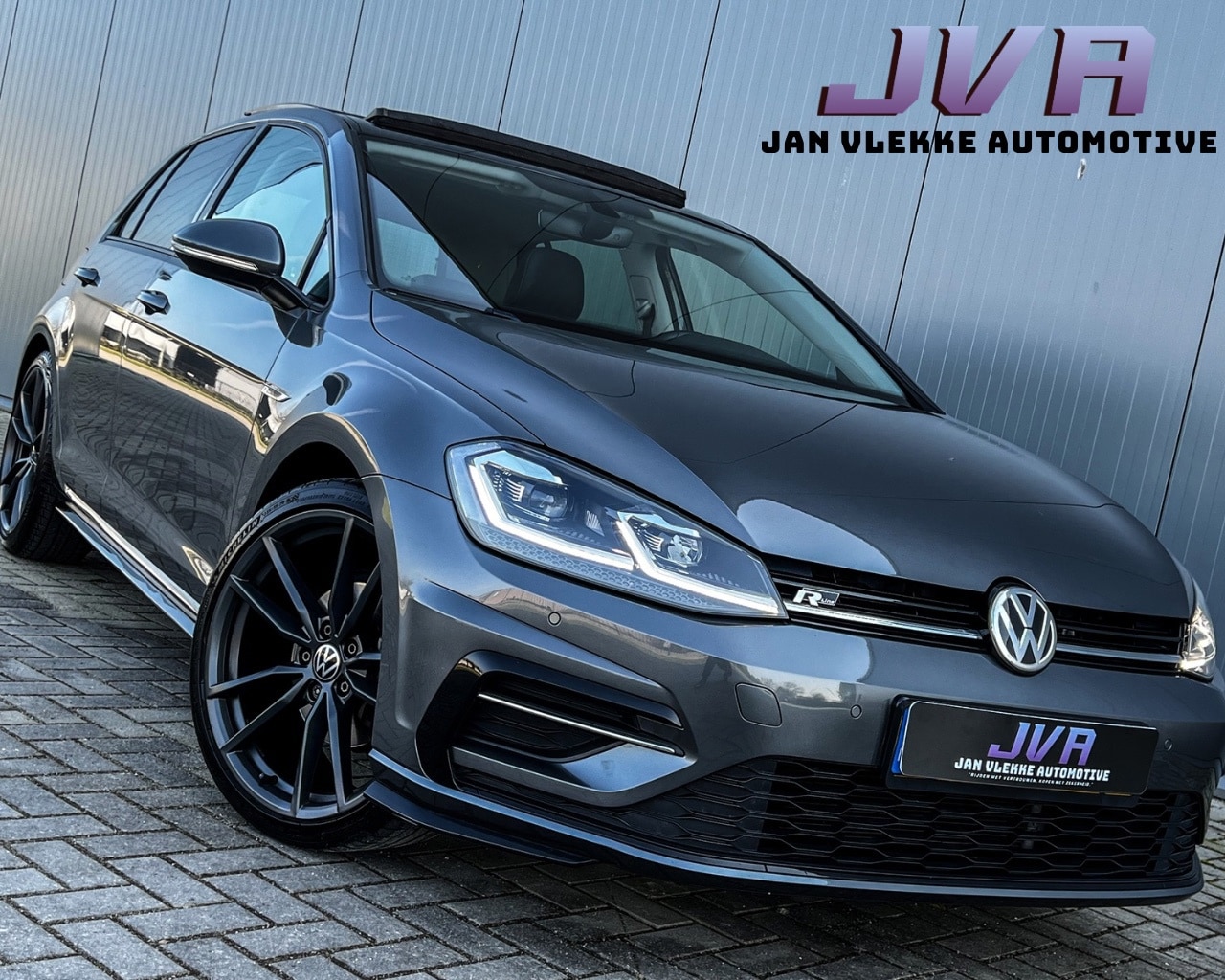 Volkswagen Golf - 7.5 TSI R-Line,Pano,Leder,Park Assist,NAP - AutoWereld.nl