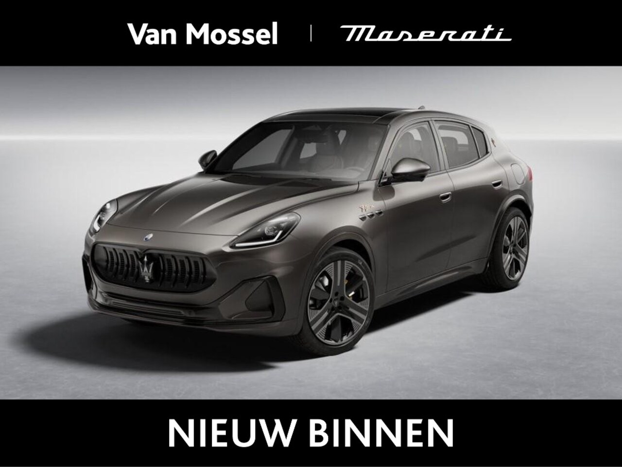 Maserati Grecale - AWD Folgore 105kWh 550pk | WLTP 580km | Zwart leder met gele stiksels | Panoramadak | Head - AutoWereld.nl