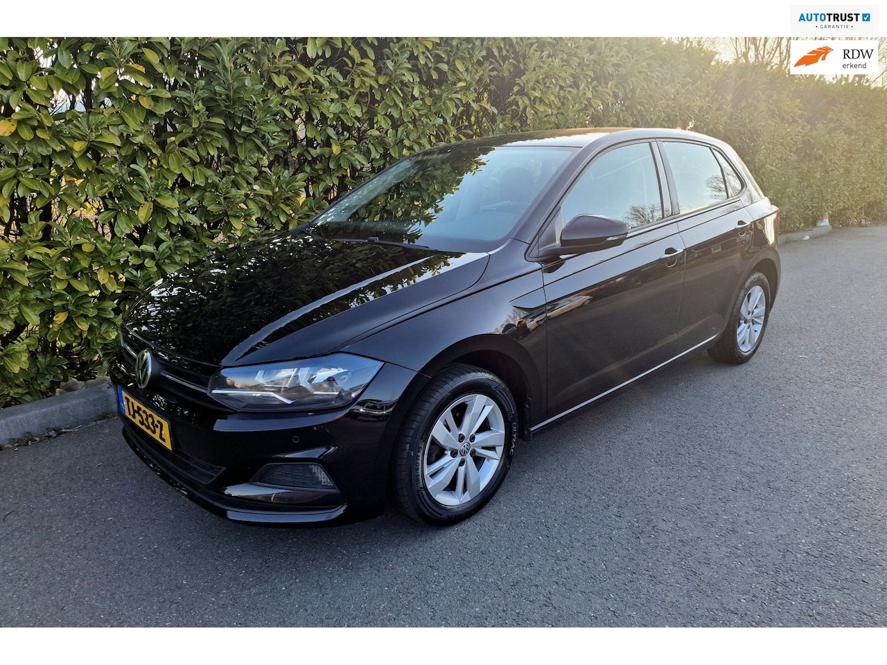 Volkswagen Polo - 1.0 MPI Beats Carplay Nw banden Gr beurt st verwarming Clima - AutoWereld.nl
