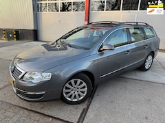 Volkswagen Passat Variant - 2.0 FSI Comfortline Business