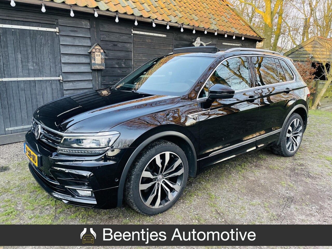 Volkswagen Tiguan - 2.0 TSI 4Motion Highline R-line | 3 x R-line | HUD | 2x Memory seats | Pano | Full leder | - AutoWereld.nl