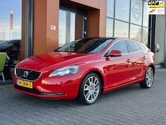 Volvo V40 - 1.6 T3|Leer|Xenon|Camera+PDC|Bluetooth|Panodak|