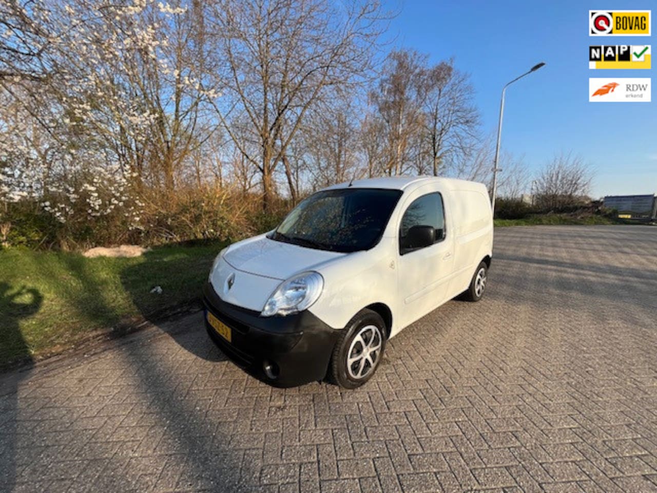 Renault Kangoo Express - 1.5 dCi 75 Express Comfort*AIRCO*LAGE KM*APK 26/04/2027* - AutoWereld.nl