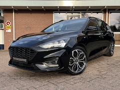 Ford Focus Wagon - EcoBoost 125PK ST Line Business | Trekhaak | AGR stoelen | Winter Pack | Keyless | 18'' Ve
