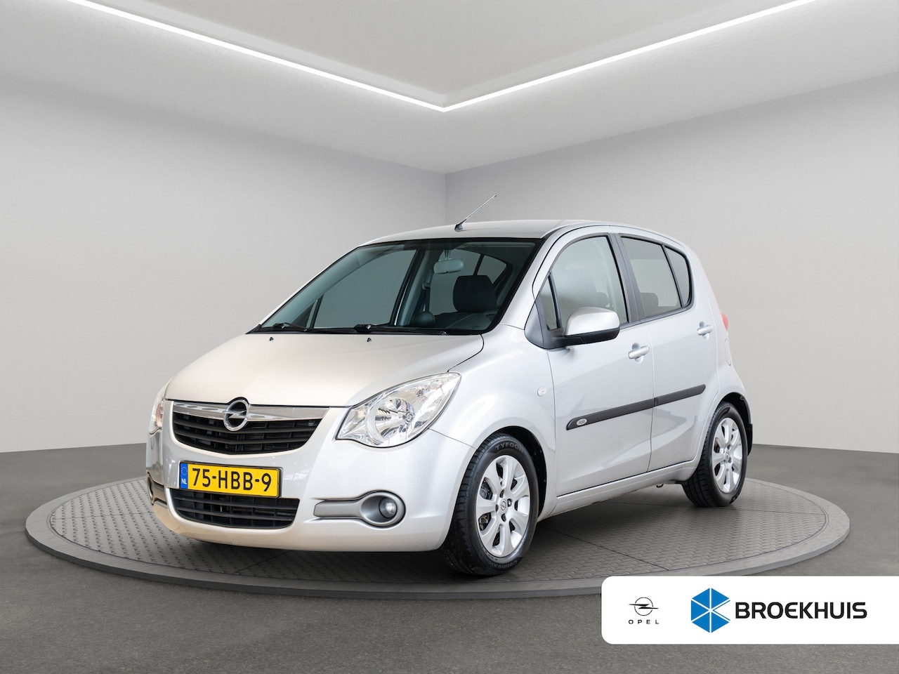Opel Agila - 1.2 Enjoy | Automaat | Mistlampen | Airco | Stuurwielbediening | Verwarmde Buitenspiegels - AutoWereld.nl