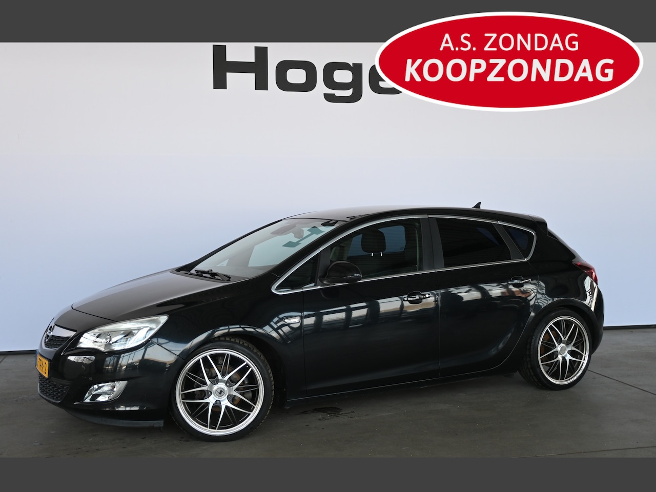 Opel Astra - 1.4 Turbo Cosmo Airco Navigatie Lichtmetaal Rijklaarprijs Inruil Mogelijk! - AutoWereld.nl