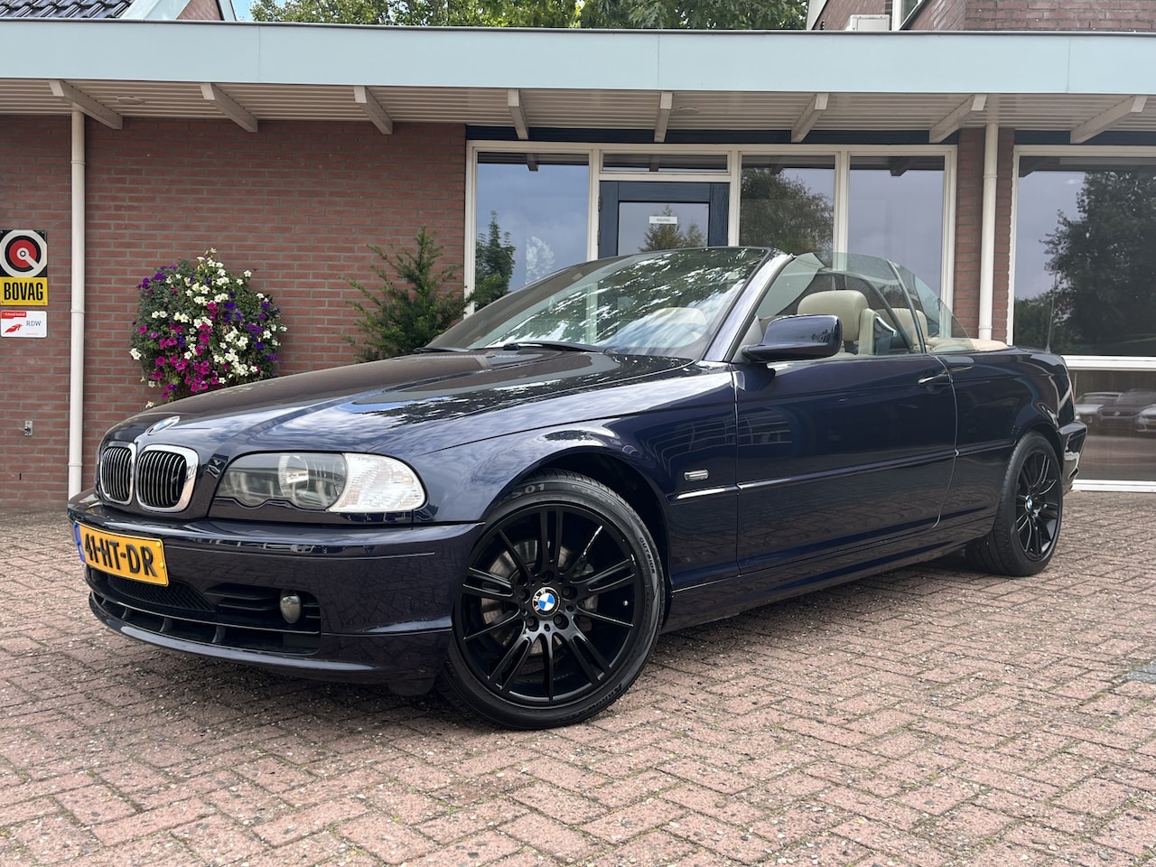 BMW 3-serie Cabrio - 318Ci Executive Elek. stoelen | Stoelverwarming | - AutoWereld.nl