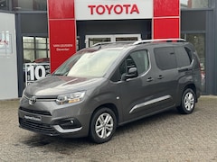 Toyota ProAce City Verso - Turbo Dynamic Long 7p. 7 PERSOONS AIRCO