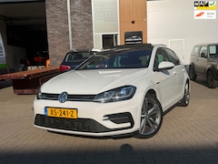 Volkswagen Golf - 1.5 TSI Highline Business R