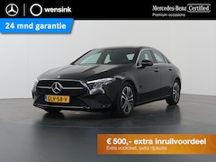 Mercedes-Benz A-klasse - 180 Star Edition Luxury Line Widescreen | Stoelverwarming | Keyless | High Peformance LED