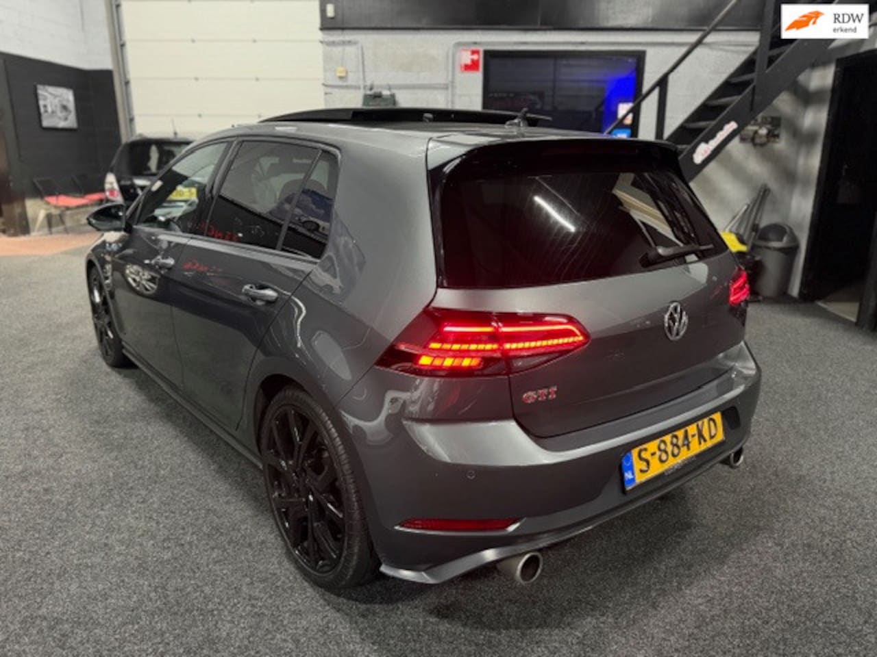 Volkswagen Golf - 2.0 TSI GTI Performance/PANO - AutoWereld.nl