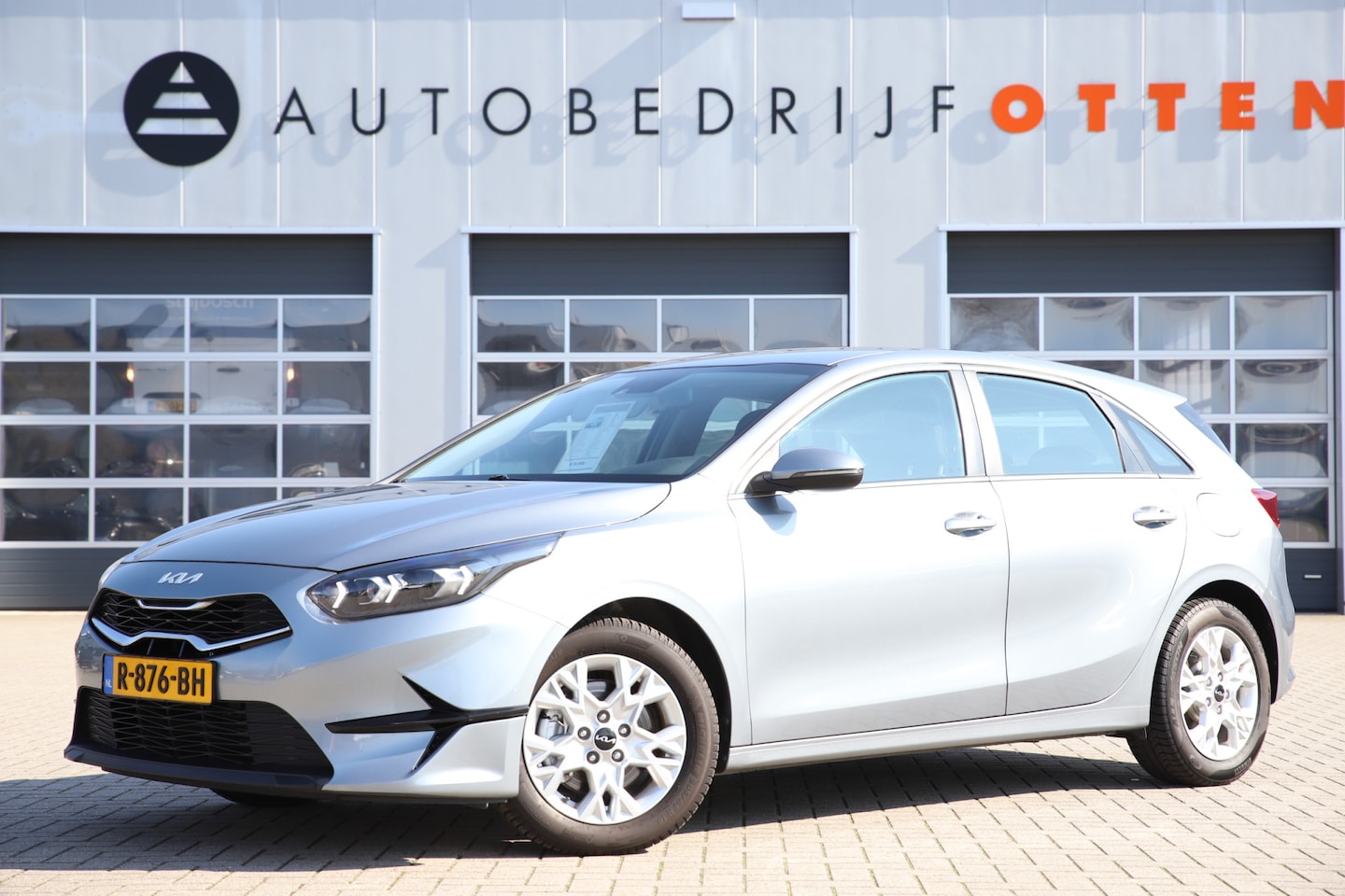 Kia Cee'd - Ceed 1.0 T-GDi DynamicLine | Navi | Camera | Cruise | Apple carplay - AutoWereld.nl