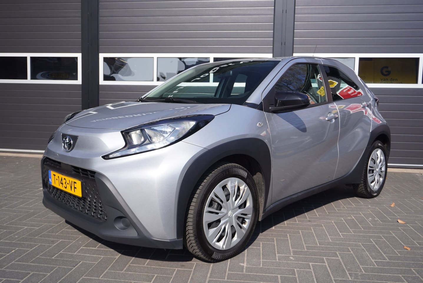 Toyota Aygo X - 1.0 VVT-i MT Play Airco/Camera/Carplay/Cruise - AutoWereld.nl