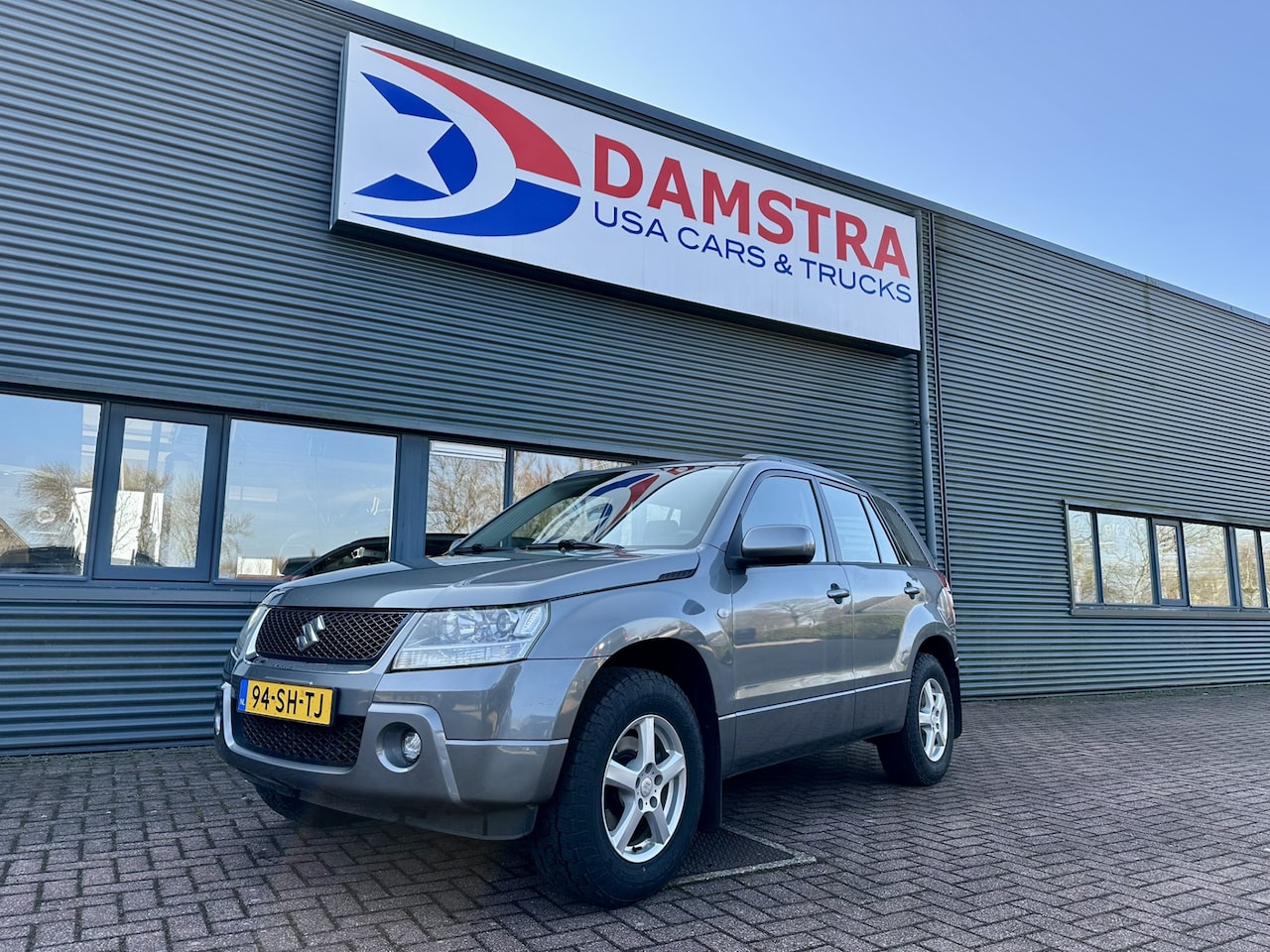Suzuki Grand Vitara - 2.0-16V Ecxlusive AWD - AutoWereld.nl