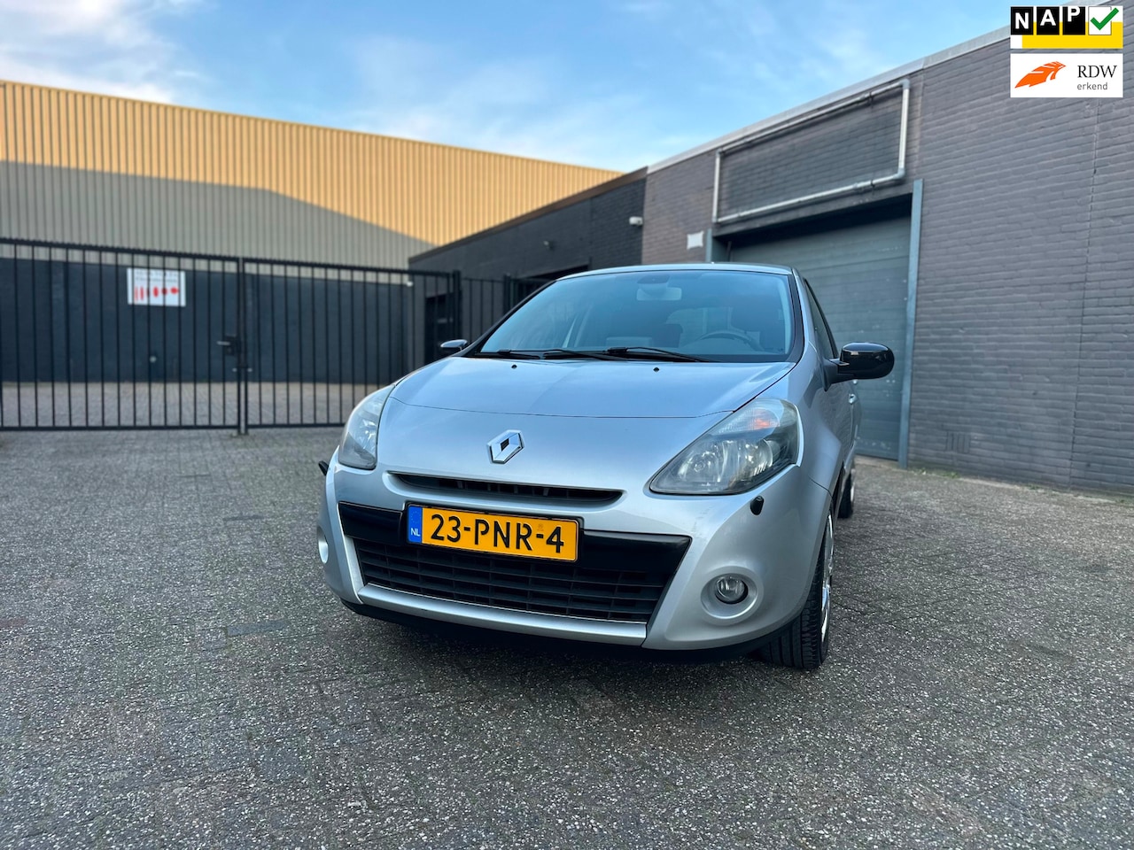 Renault Clio - 1.2 TCe 20th Anniversary Clima Cruise Navi LM-Wielen APK NAP. - AutoWereld.nl