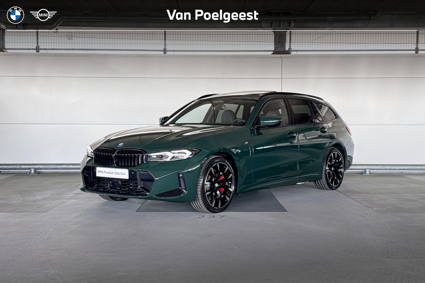BMW 3-serie Touring - 330e M Sport Edition | M Sportpakket Pro | Innovation Pack | Comfort Pack | Trekhaak - AutoWereld.nl
