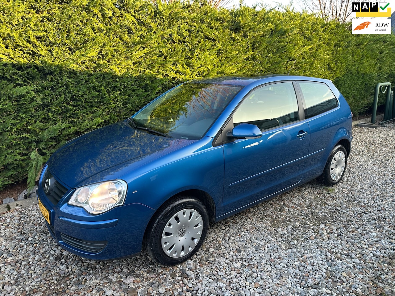 Volkswagen Polo - 1.4-16V Optive Automaat Schuifdak NIEUWSTAAT - AutoWereld.nl