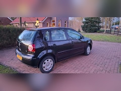 Volkswagen Polo - 1.4-16V Trendline