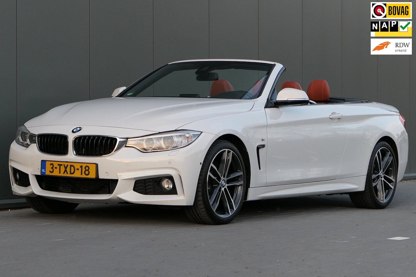 BMW 4-serie Cabrio - 428i xDrive M-Sportpakket NAP HUD Sportstoelen - AutoWereld.nl