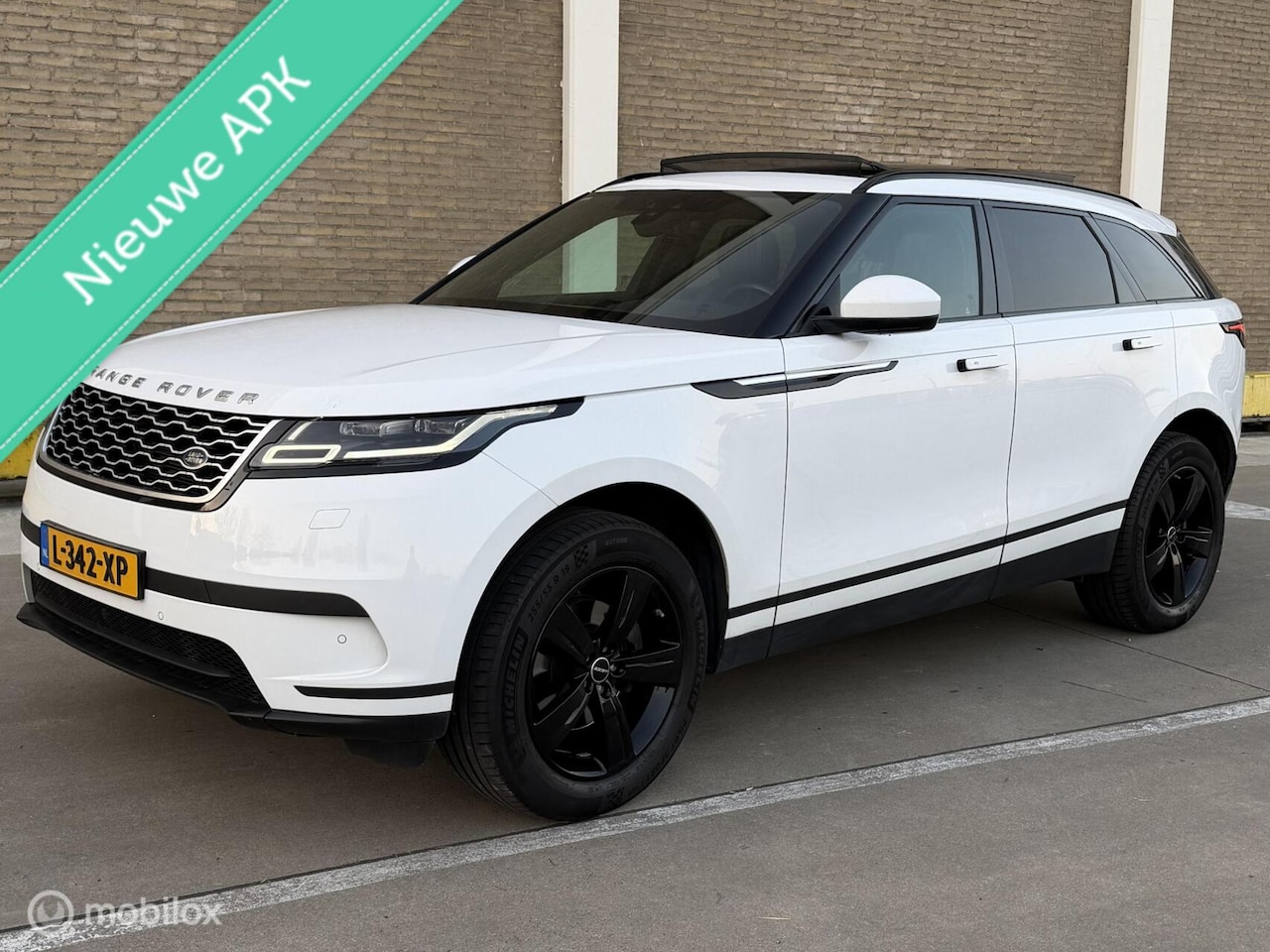 Land Rover Range Rover Velar - 2.0 I4 AWD HSE 2.0 I4 AWD HSE - AutoWereld.nl