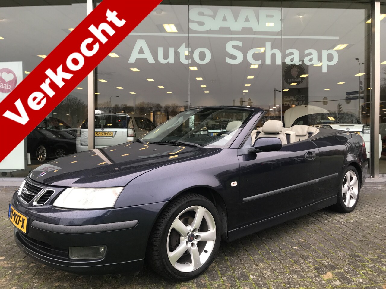 Saab 9-3 Cabrio - 2.0t Vector Automaat | Rijklaar incl garantie | Blauwe kap Parkeersensoren Mistlampen voor - AutoWereld.nl