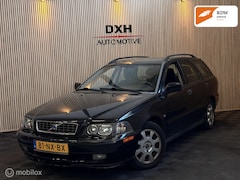 Volvo V40 - 1.8 Dynamic Sports-Line CRUISE CLIMA PDC STOELVRW