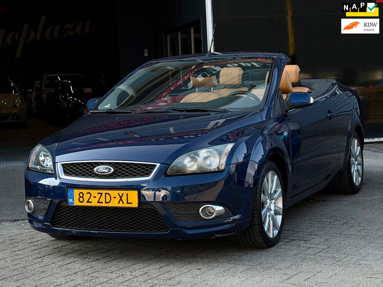 Ford Focus Coupé-Cabriolet - 2.0-16V Titanium LEDER STOELVERW/LEDER/ISOFIX/CRUISE - AutoWereld.nl