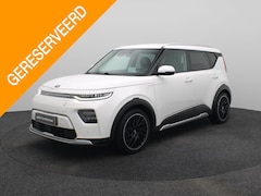 Kia e-Soul - ExecutiveLine 64 kWh | Trekhaak afneembaar |Stoel Stuur Verwarming | Stoel Ventilatie | Pr