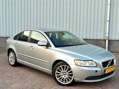 Volvo S40 - 2.0D Edition ll Automaat Nieuwe APK 2027