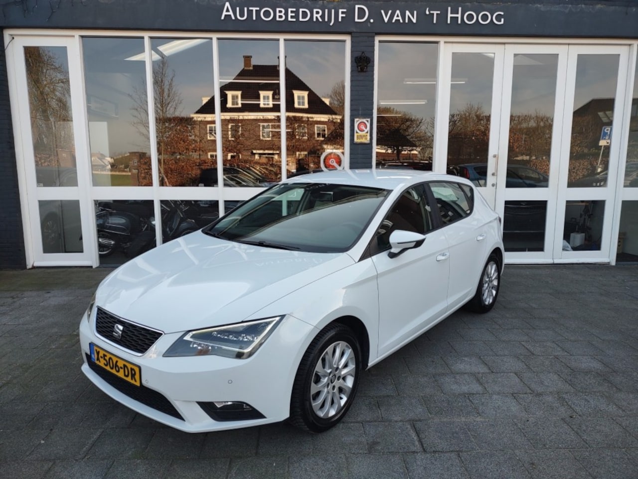 SEAT Leon - 1.2 TSI Style 1.2 TSI STYLE 110pk - AutoWereld.nl