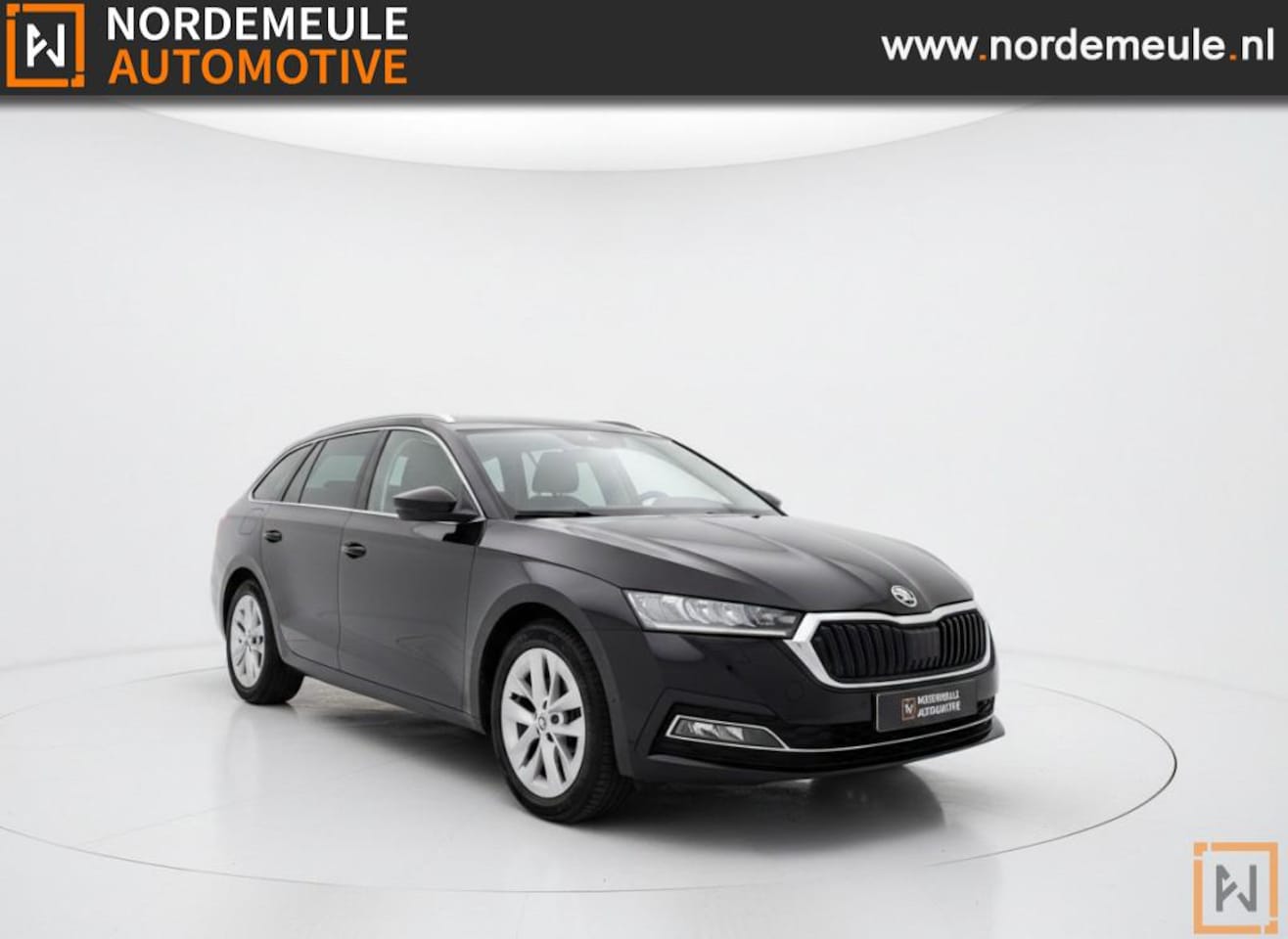 Skoda Octavia - 2.0 TDI, TREKHAAK, STOELVW, NAVI, CRUISE - AutoWereld.nl