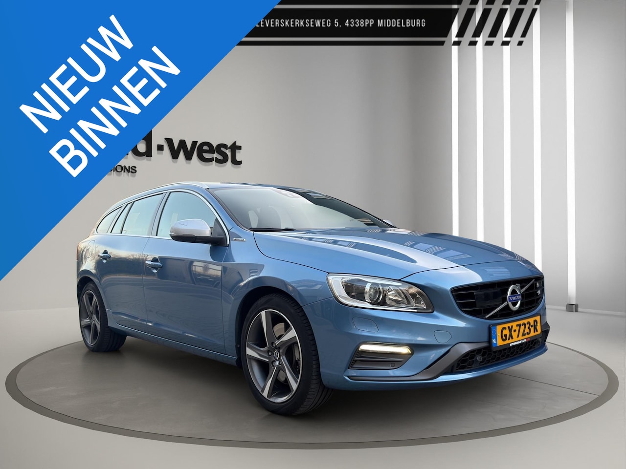 Volvo V60 - 2.4 D6 Twin Engine R-Design ACC Blis Dakraam Leder - AutoWereld.nl