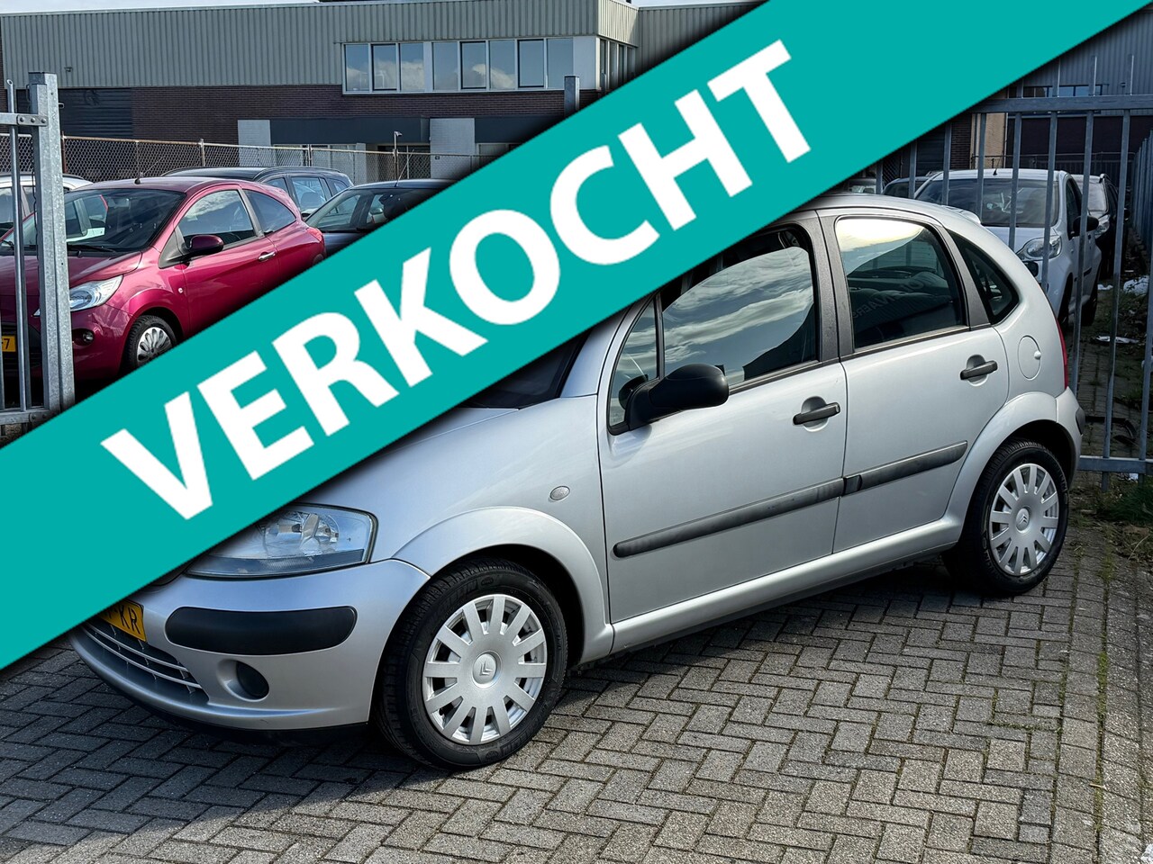 Citroën C3 - 1.4i Différence AUTOMAAT NL AUTO NAP! AIRCO l CRUISE l MTF-STUUR l ELEK PAKKET! NIEUWE APK - AutoWereld.nl