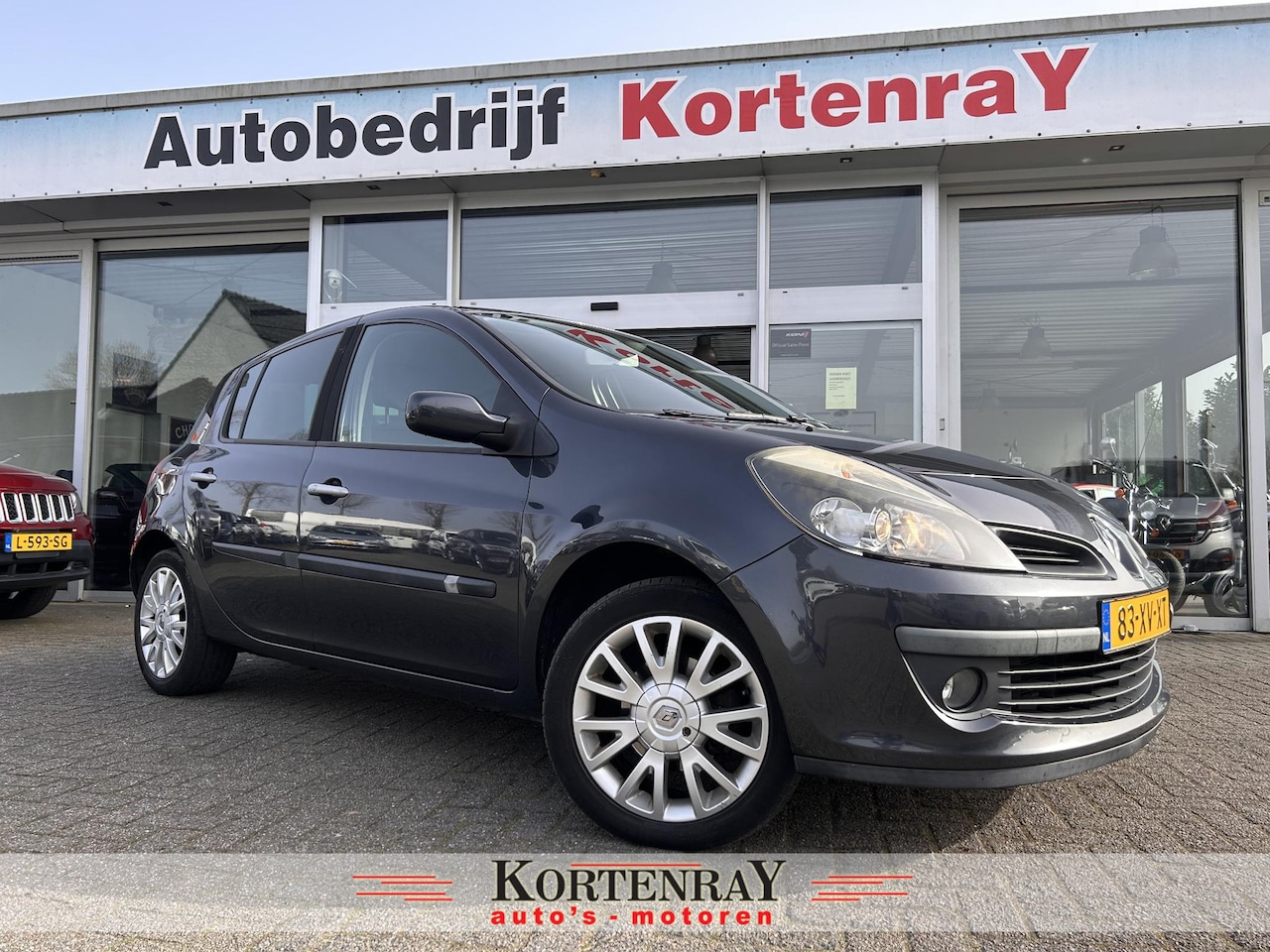 Renault Clio - 1.6-16V Dynamique S nieuwstaat/auto airco/cruise control/parkeer sensor - AutoWereld.nl
