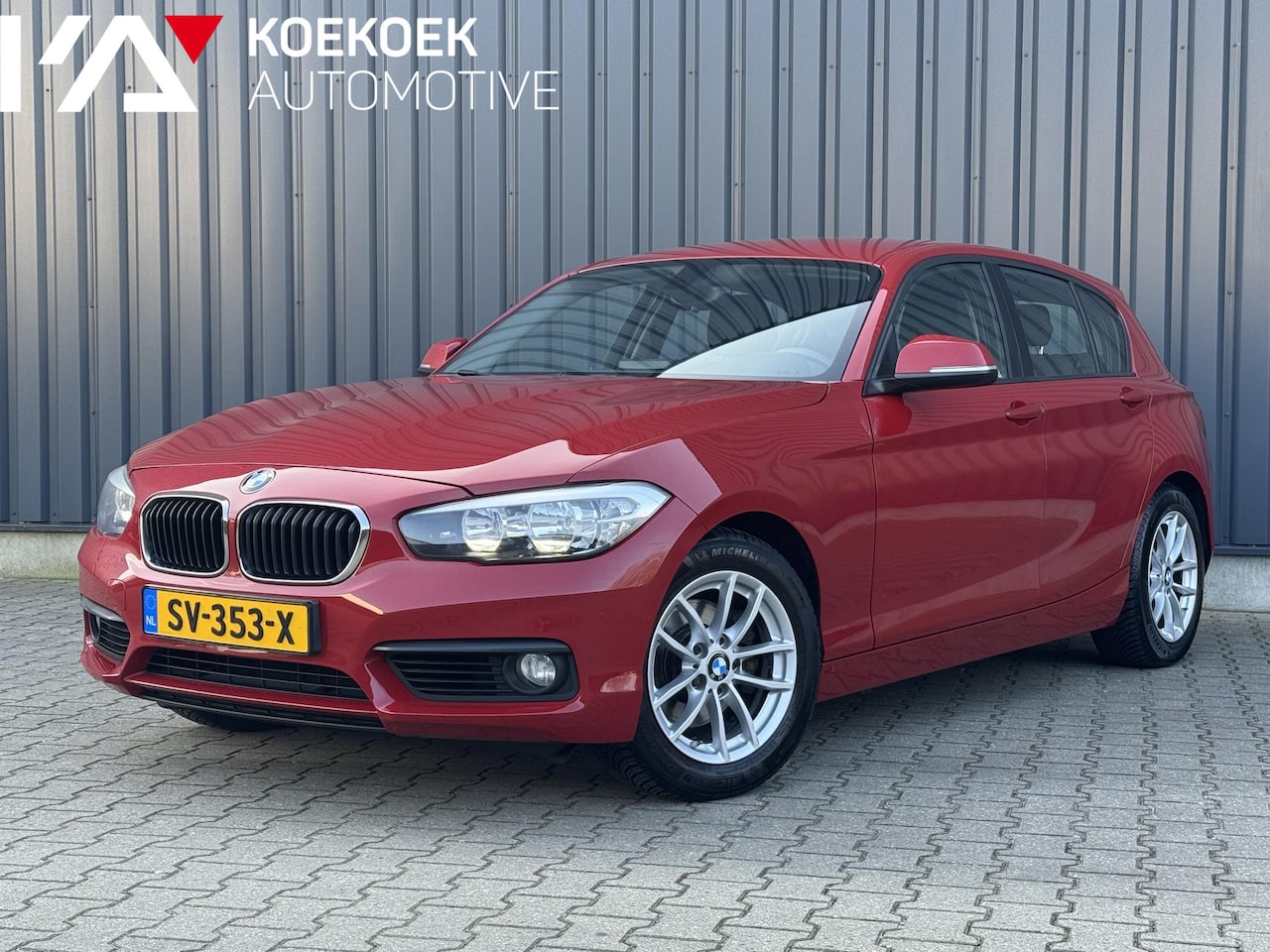 BMW 1-serie - 120i 184 pk Sport line Lederen bekleding - AutoWereld.nl