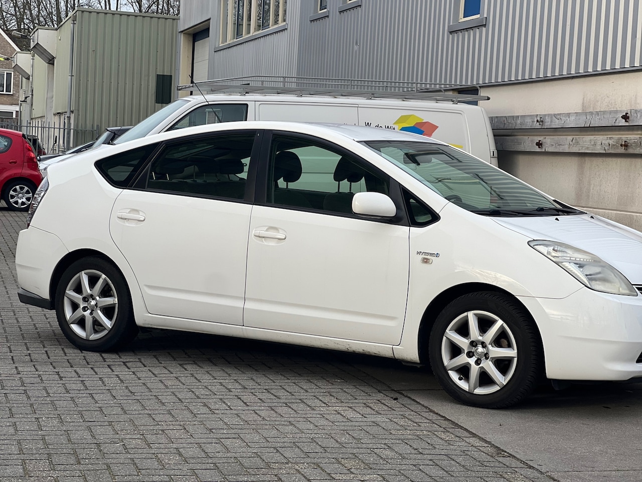 Toyota Prius - 1.5 VVT-i Comfort 1.5 VVT-i Comfort Nieuwe APK - AutoWereld.nl