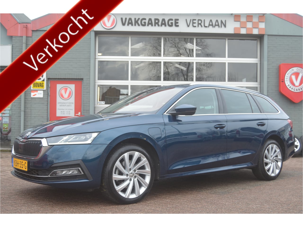 Skoda Octavia Combi - 1.4 TSI iV PHEV Business Edition Plus leder trekhaak 12 mnd. gar. - AutoWereld.nl