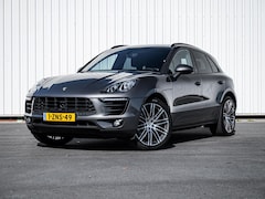 Porsche Macan - 3.0 D S 259PK Sport Chrono ACC CarPlay Luchtvering Bose Trekhaak Xenon Memory Camera