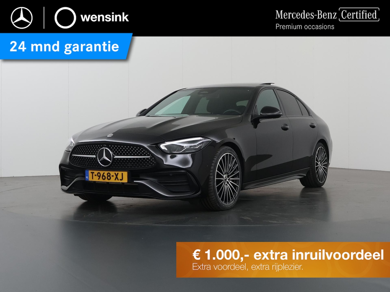 Mercedes-Benz C-klasse - 180 AMG Line | Night | Panoramadak | Stoelverwarming | Achteruitrijcamera | 19" lichtmetal - AutoWereld.nl
