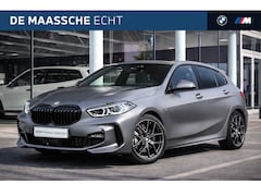 BMW 1-serie - 118i M Sport Automaat / Panoramadak / Sportstoelen / Achteruitrijcamera / LED / Live Cockp