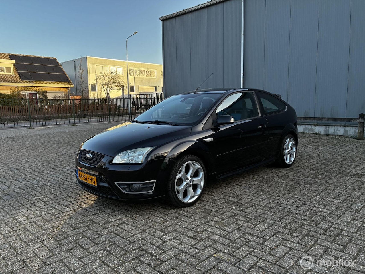 Ford Focus - 2.5-20V ST km223.609 Nap BJ2006 - AutoWereld.nl