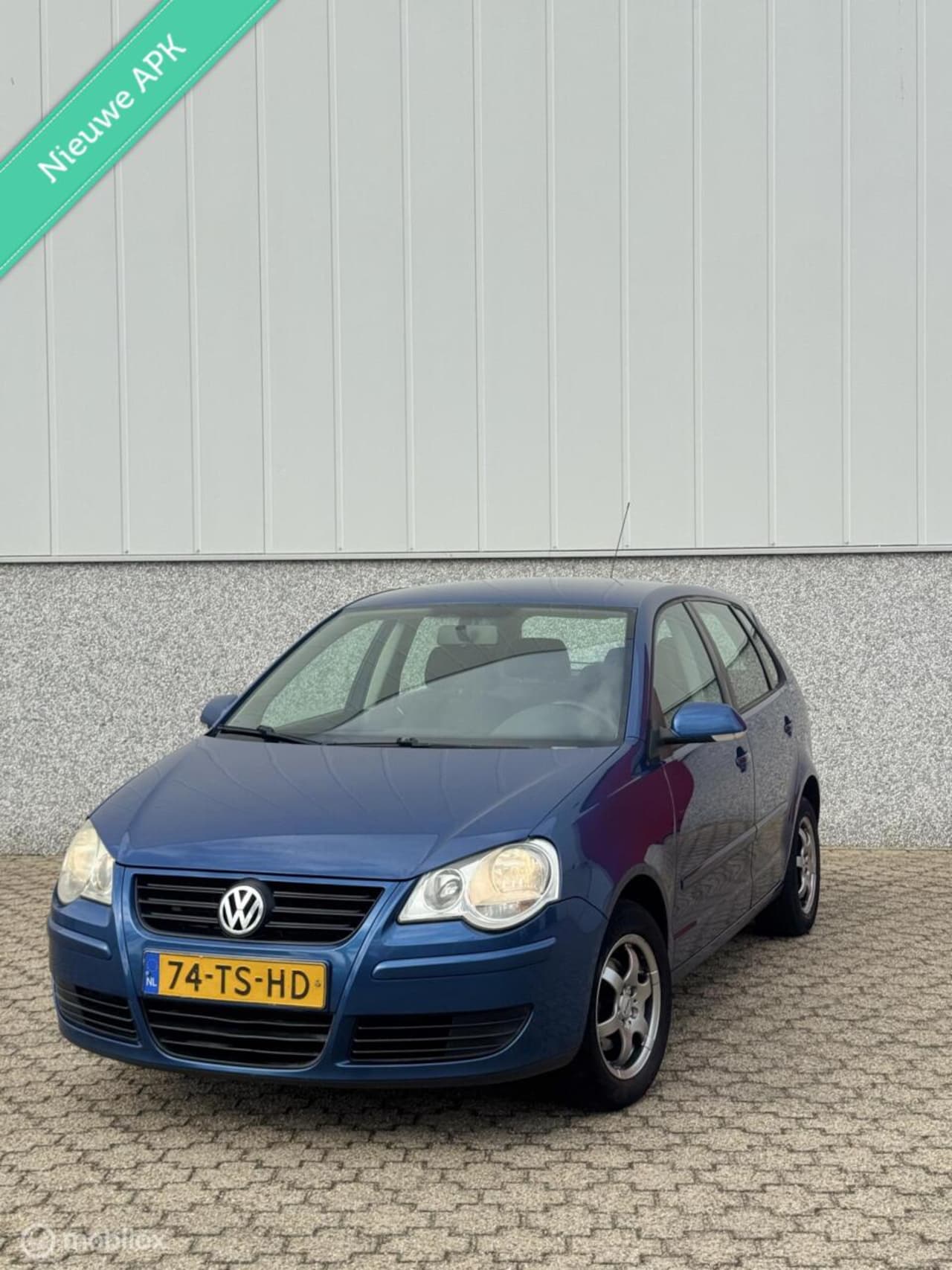 Volkswagen Polo - 1.2-12V Trendline 1.2-12v Trendline - AutoWereld.nl