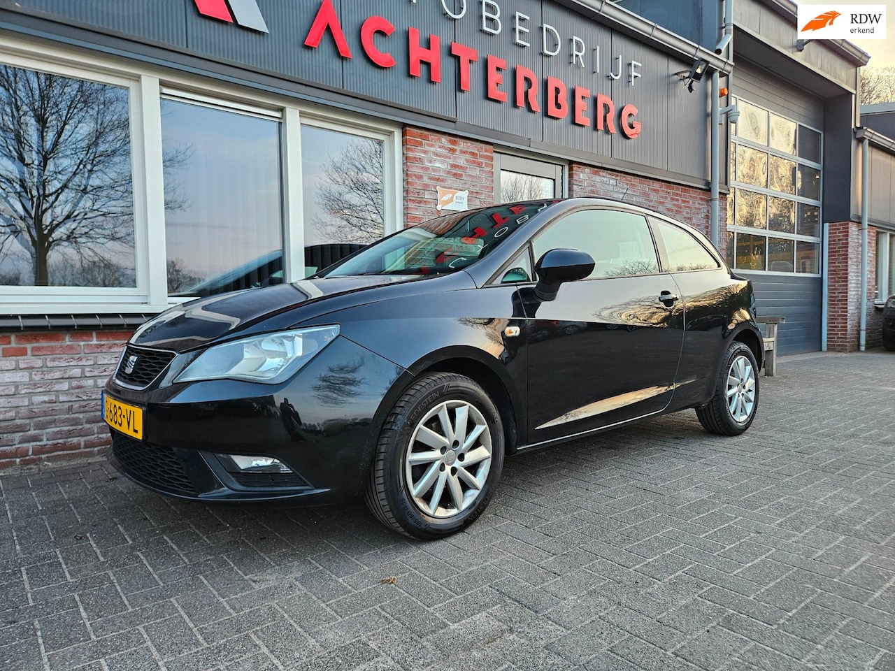 SEAT Ibiza SC - 1.2 TSI Style Airco! Cruise Control! Leuke/Nette Auto! Lichtmetalen Velgen! - AutoWereld.nl