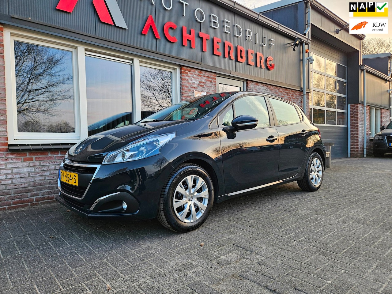Peugeot 208 - 1.2 PureTech Blue Lion Carplay! Navigatie! Airco! PDC! Cruise Control! NAP! - AutoWereld.nl
