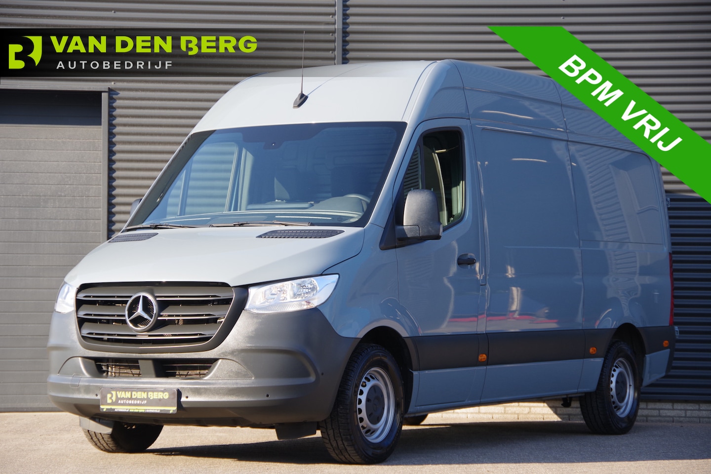 Mercedes-Benz Sprinter - 315 1.9 CDI L2H2 RWD 3.5T, AUT. STOELVERWARMING, CAMERA, NAVI, CRUISE, CLIMA, PARKEERSENSO - AutoWereld.nl