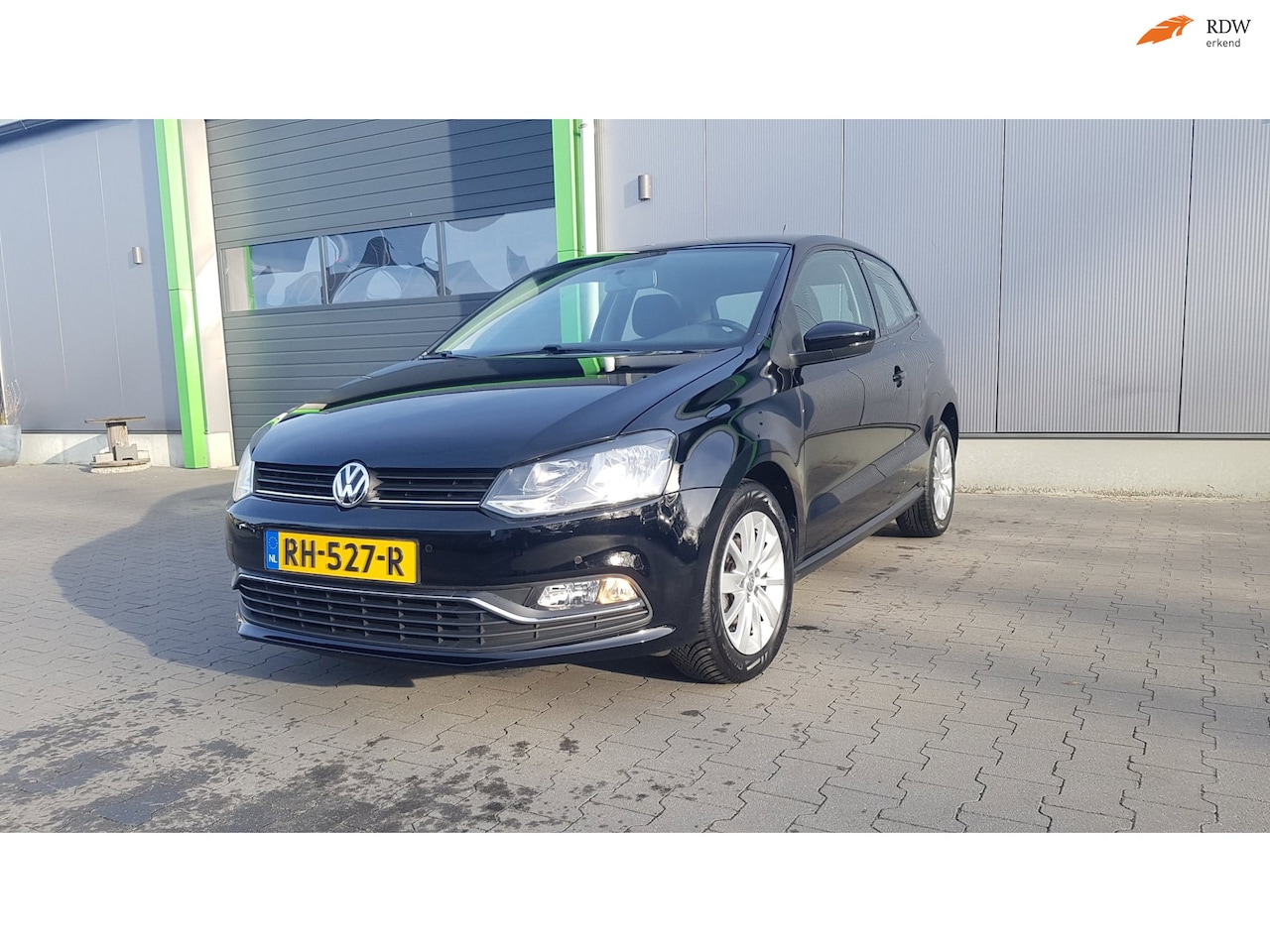 Volkswagen Polo - 1.0 Comfortline in nieuwstaat!! 1e eigenaar Airco Centr.vergr. Elek.ramen Weinig KM Parkee - AutoWereld.nl