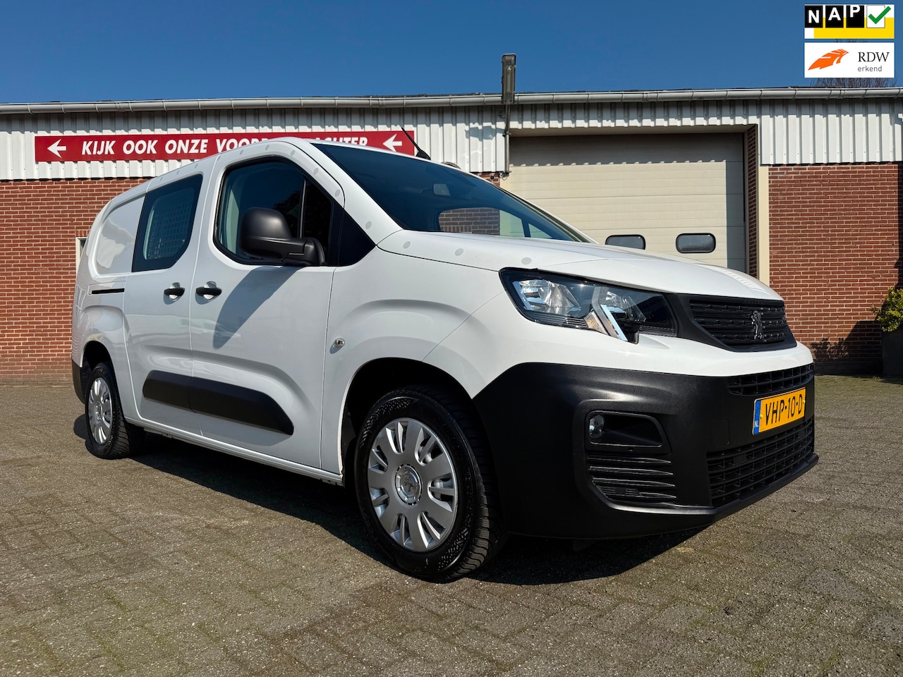 Peugeot Partner - 1.5 BlueHDI Premium Long L2 navi cruise automaat - AutoWereld.nl