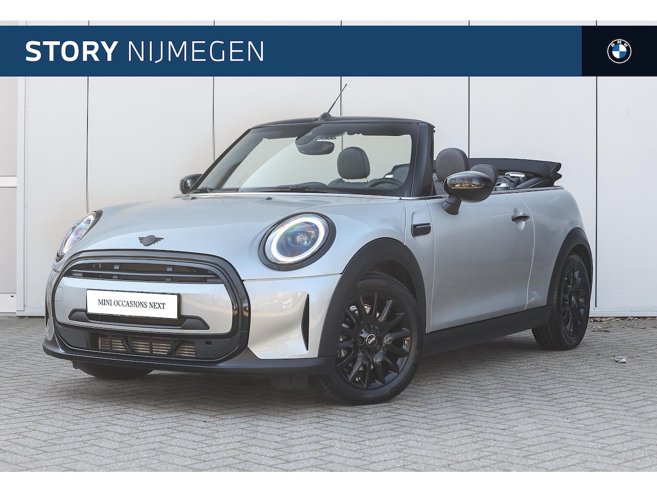 MINI Cabrio - Cooper Classic Automaat Sportstoelen / Comfort Access / Cruise Control / LED - AutoWereld.nl