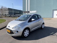 Ford Ka - 1.2i Cool&Sound 70 PK. Slechts 10.000 KM Eerste eigenaar Unieke auto