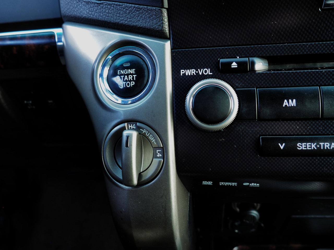 Toyota Land Cruiser 200 - SERIES) V8 4.5 D-4D Executive LUXE! GRIJS K. LEDER